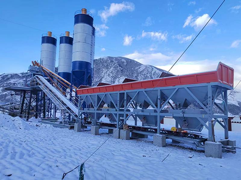 How to Realize the Construction of Concrete Mixing Station in Winter